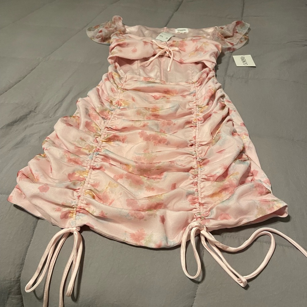 Floral Pink Ruched Dress size S nwt